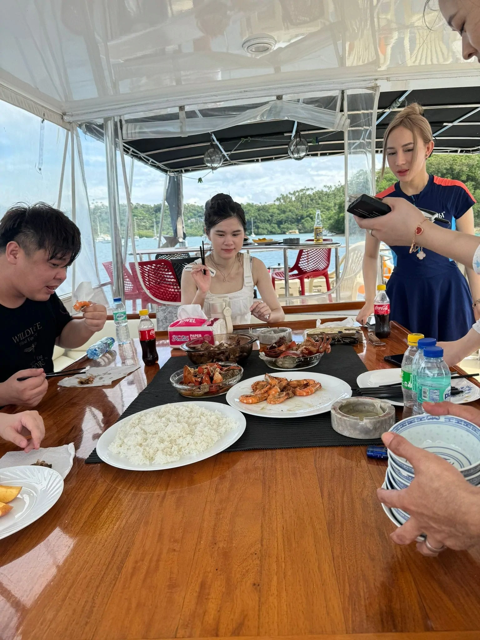 best yacht charter in the Philippines